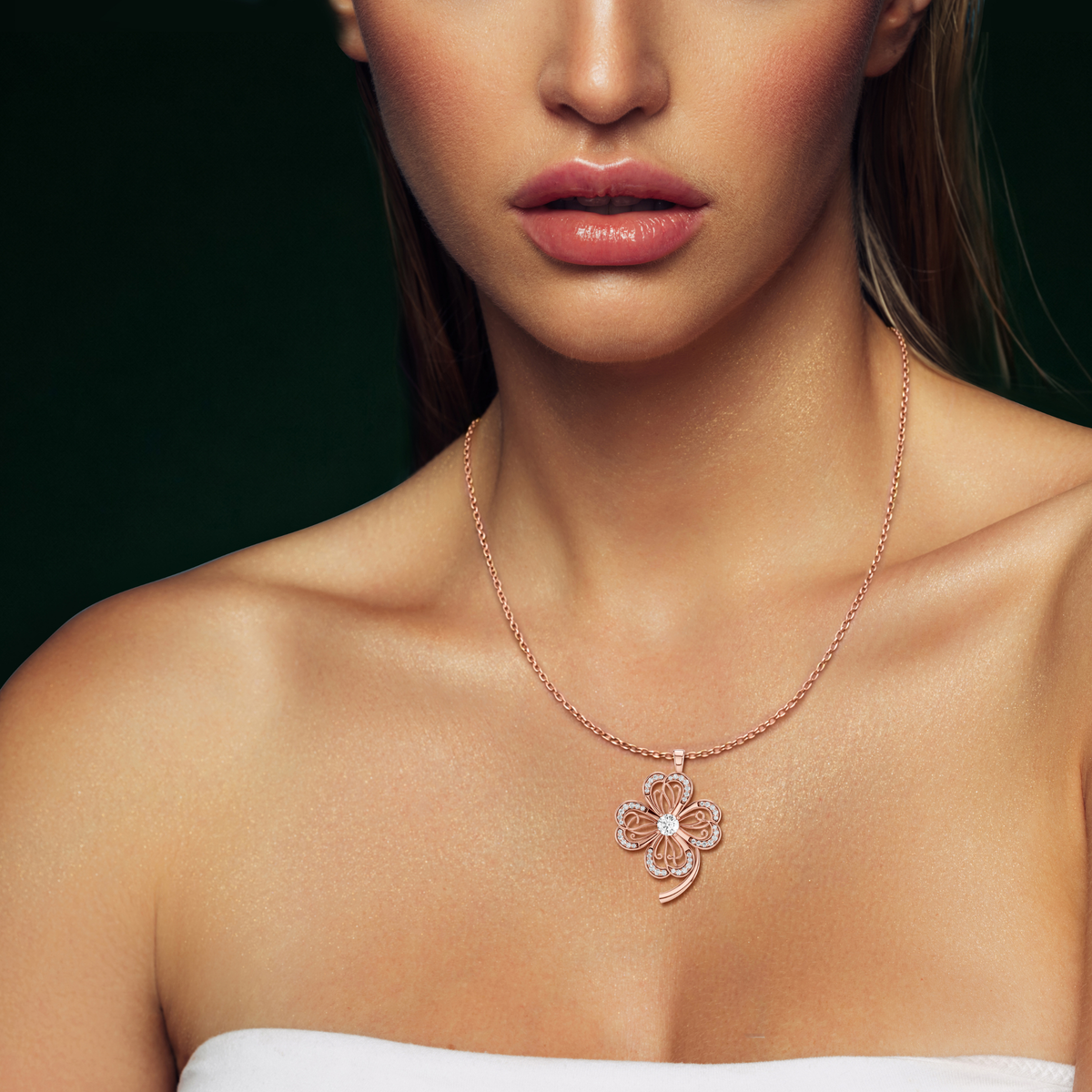 Faery, Clover Leaf Pendant in 18K Rose Gold