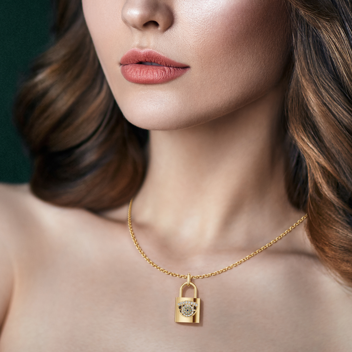 ILOCH, Evil Eye Pendant in 18K Yellow Gold