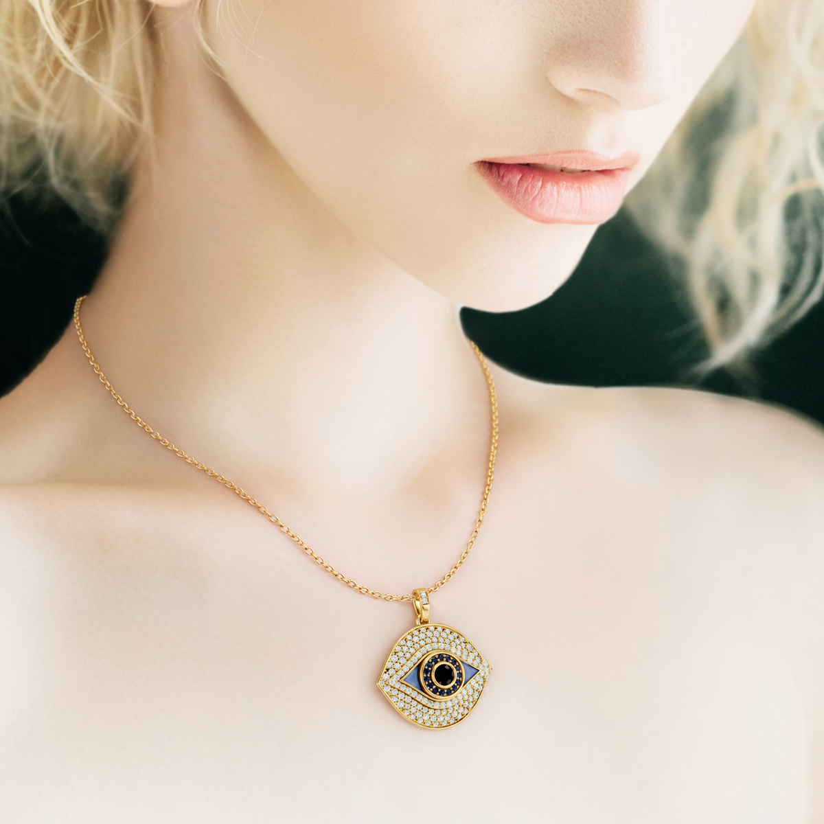 Iris, Evil Eye Pendant in 18K Yellow Gold