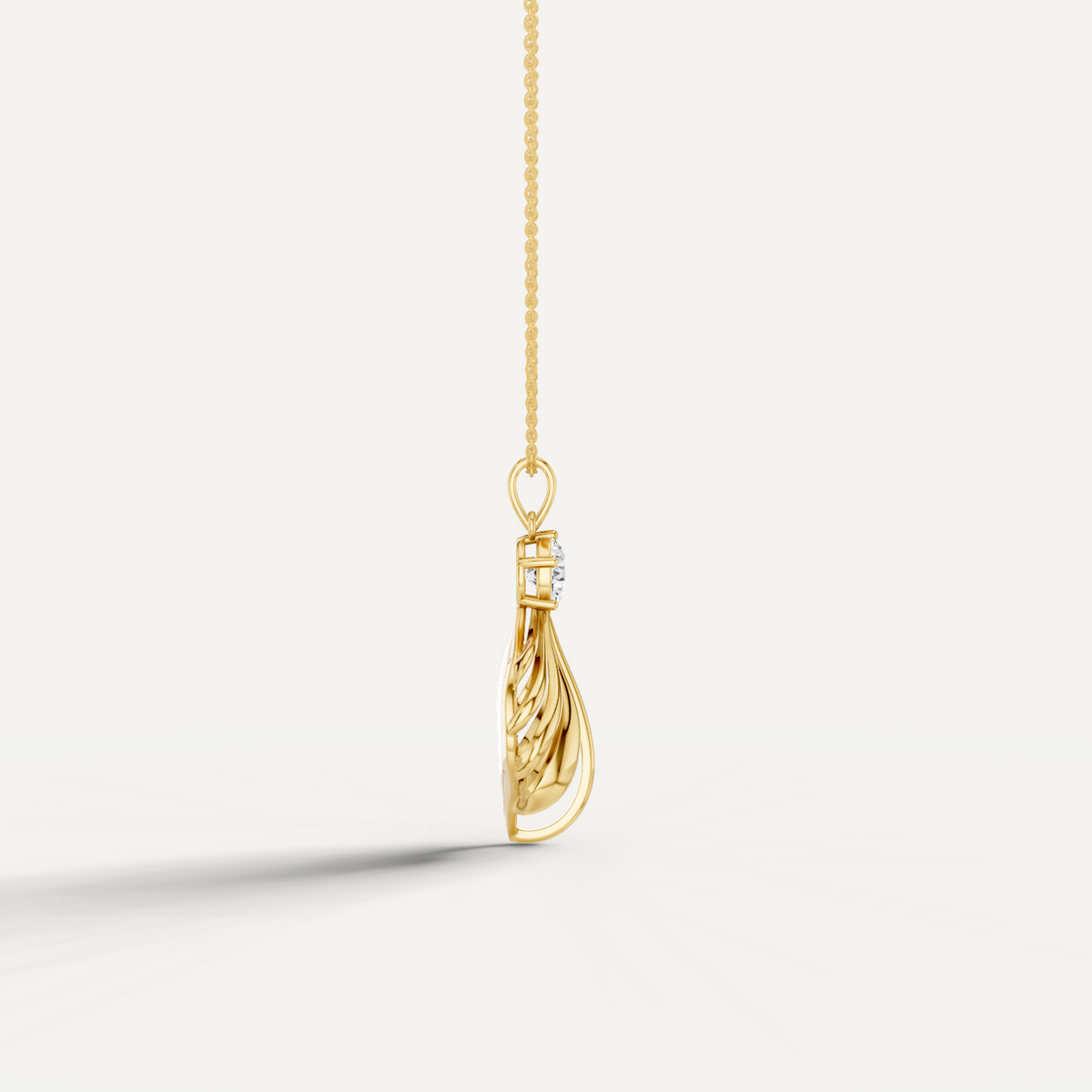 Shelly, Sea Shell Pendant in 14K Yellow Gold