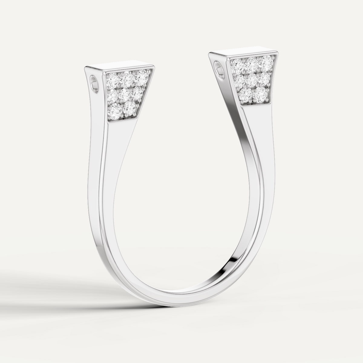 Lightspur, Horseshoe Pendant in 14K White Gold